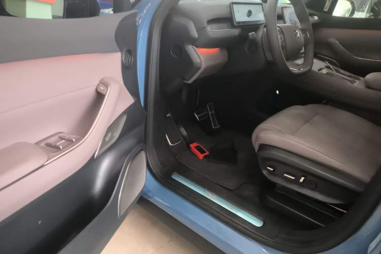 Used Nio ES7 2022 75 kWh Driver Seat