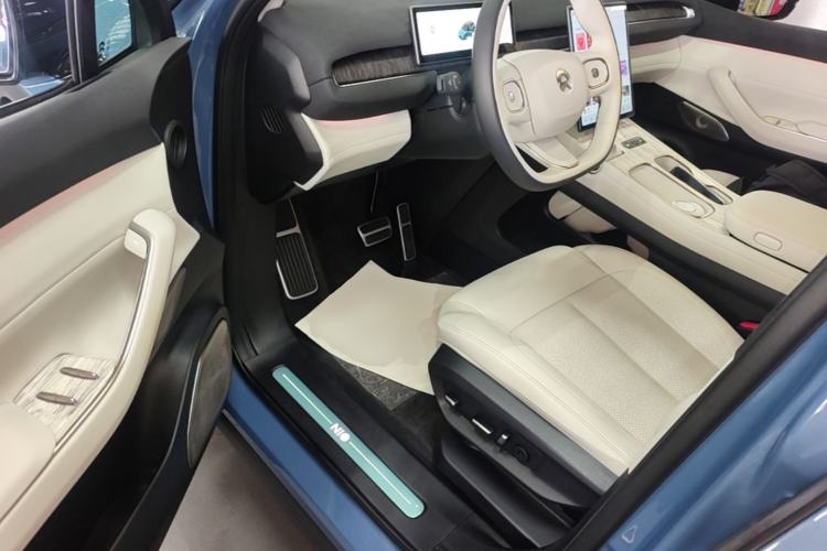 Used Nio ES7 2022 75 kWh Driver Seat