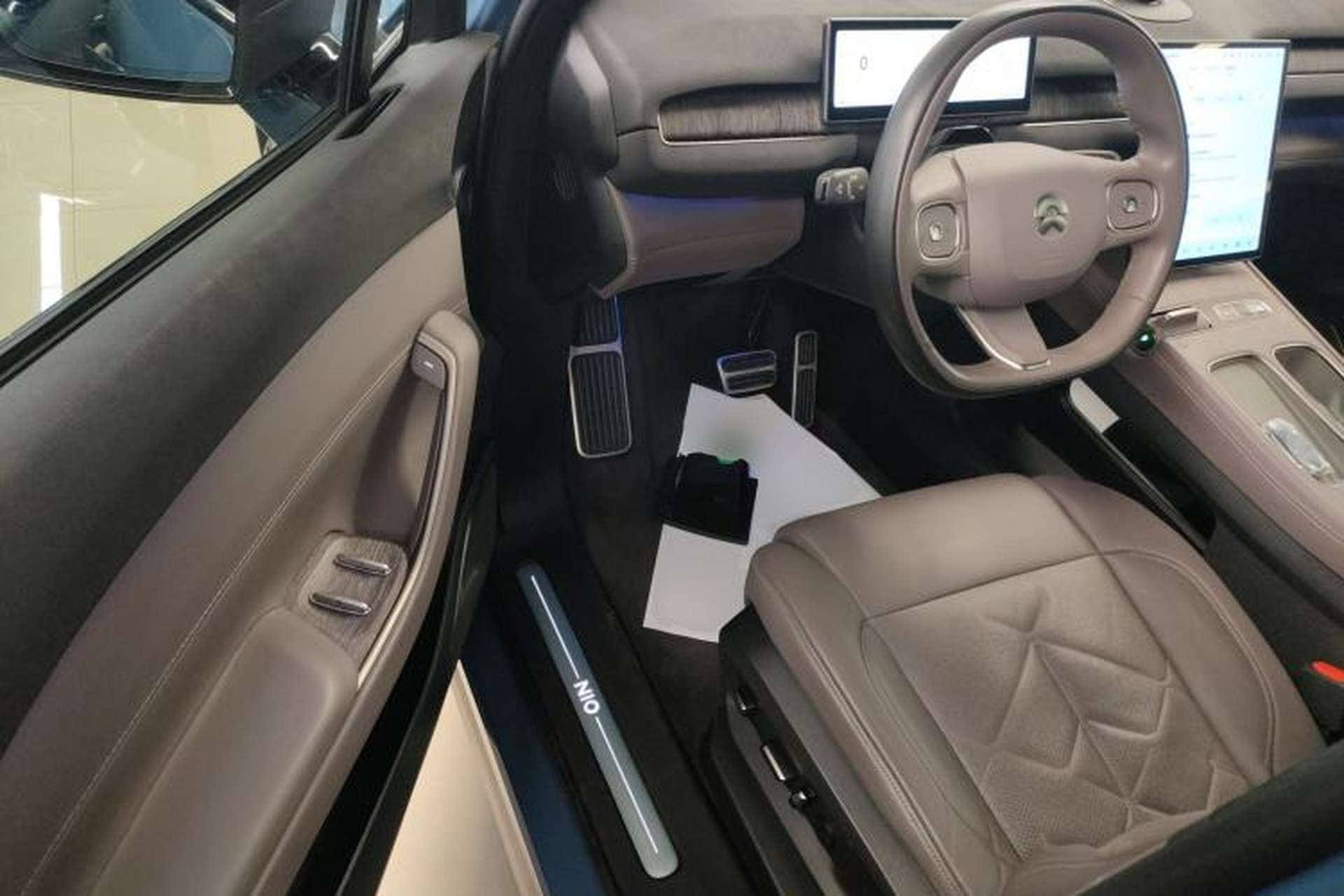 Used Nio ES7 2022 100kWh First Edition Driver Seat