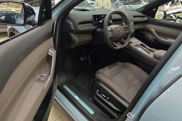 Used Nio ES7 2022 75 kWh Driver Seat