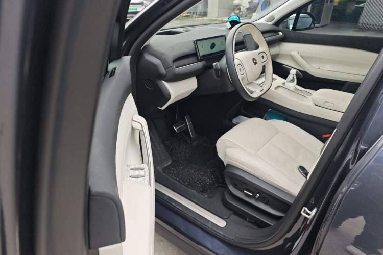 Used Nio ES7 2022 75 kWh Driver Seat