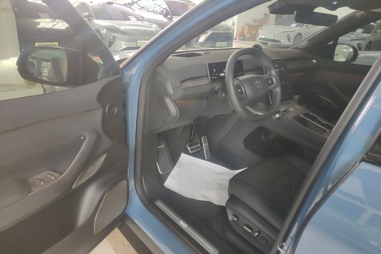 Used Nio ES7 2022 75 kWh Driver Seat