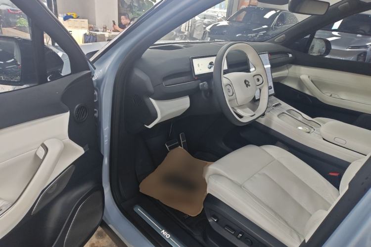 Used Nio ES7 2022 75 kWh Driver Seat