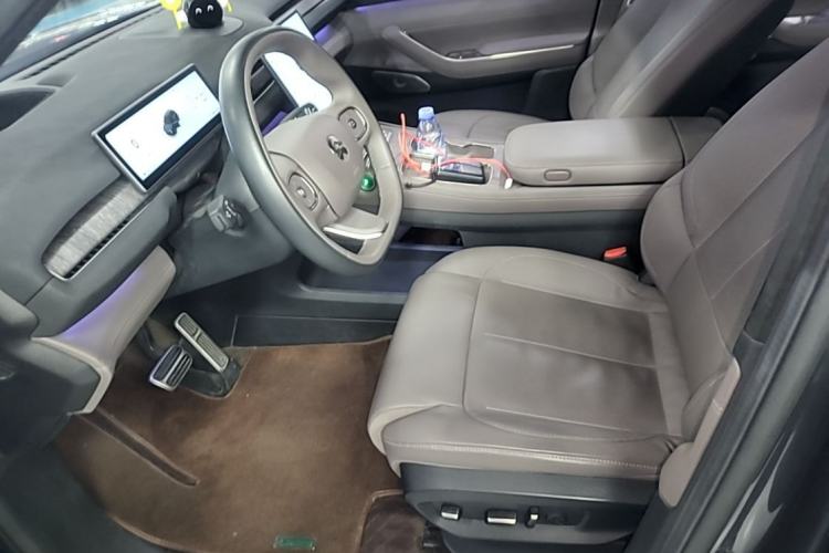 Used Nio ES7 2022 75 kWh Driver Seat