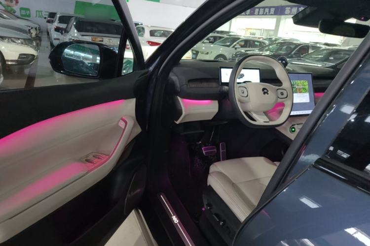 Used Nio ES7 2022 75 kWh Driver Seat