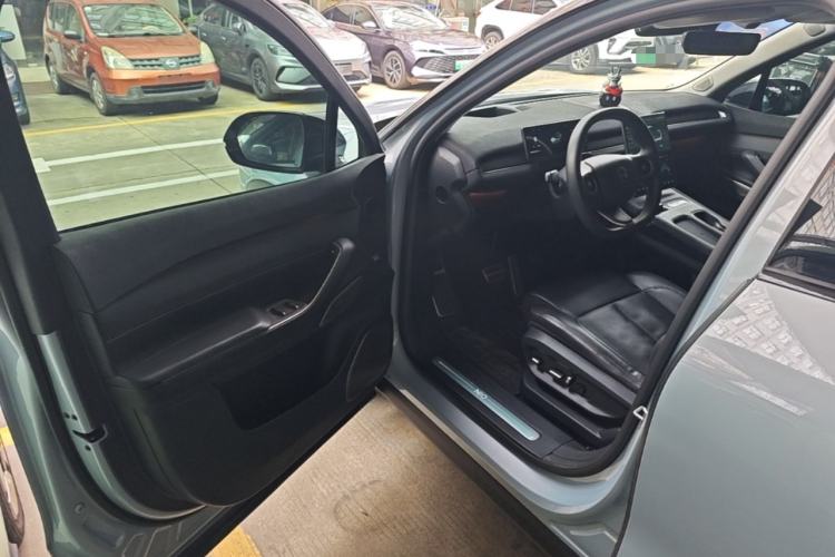 Used Nio ES7 2022 75 kWh Driver Seat