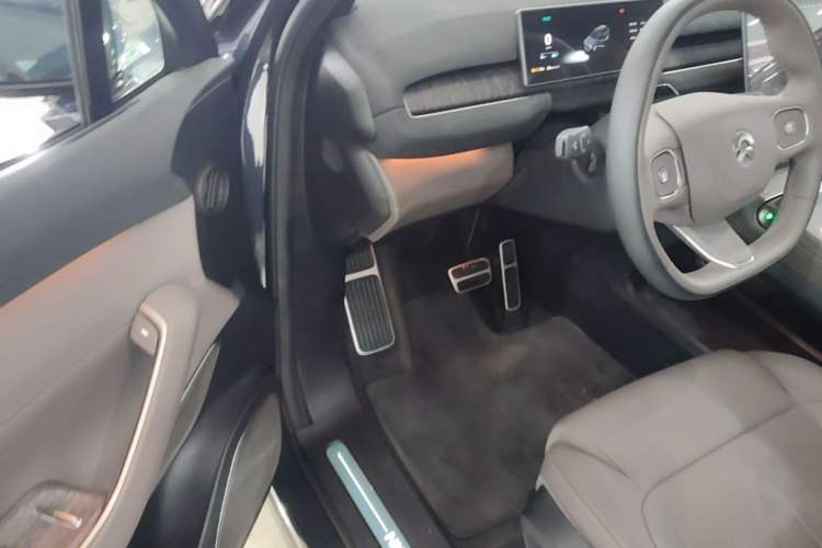 Used Nio ES7 2022 75 kWh Driver Seat
