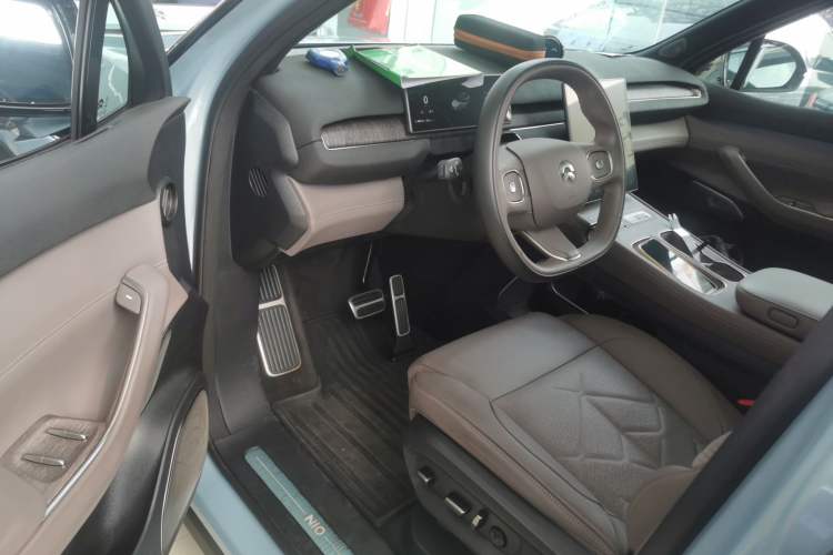 Used Nio ES7 2022 75 kWh Driver Seat