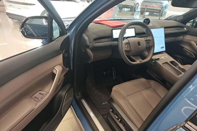 Used Nio ES7 2022 75 kWh Driver Seat