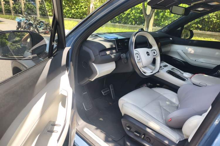 Used Nio ES7 2022 100kWh First Edition Driver Seat