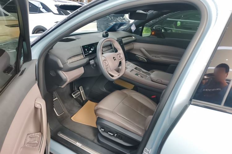 Used Nio ES7 2022 75 kWh Driver Seat