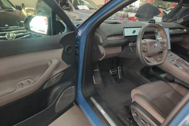 Used Nio ES7 2022 75 kWh Driver Seat