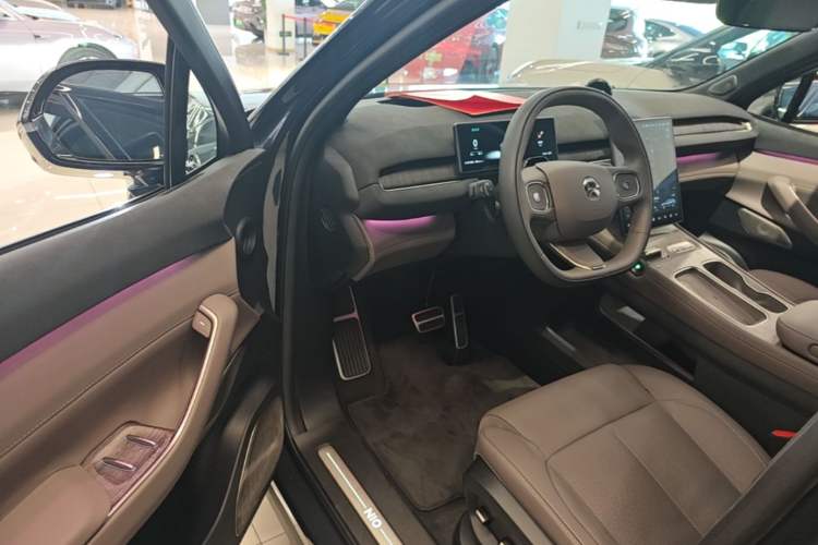 Used Nio ES7 2022 75 kWh Driver Seat