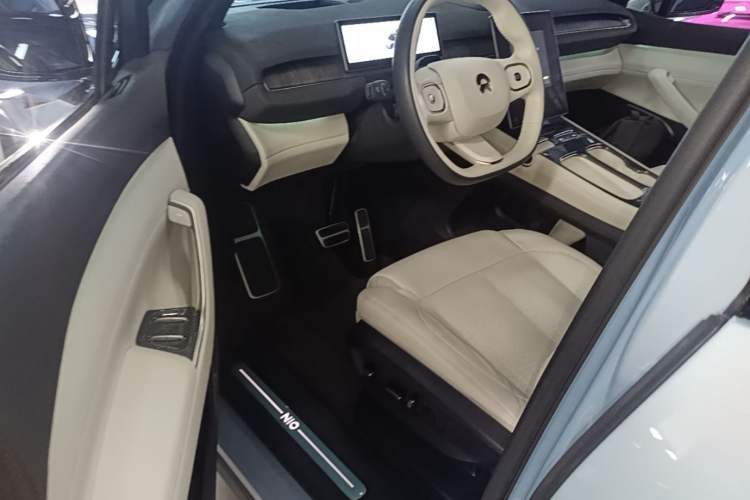 Used Nio ES7 2022 75 kWh Driver Seat