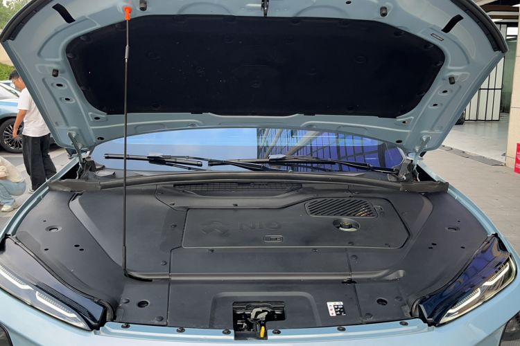 Used Nio ES7 2022 75 kWh Engine Bay