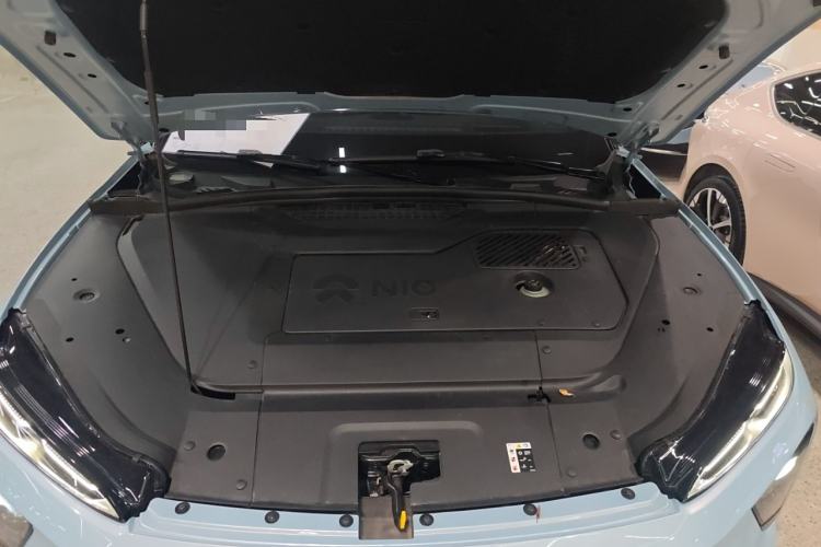 Used Nio ES7 2022 75 kWh Engine Bay