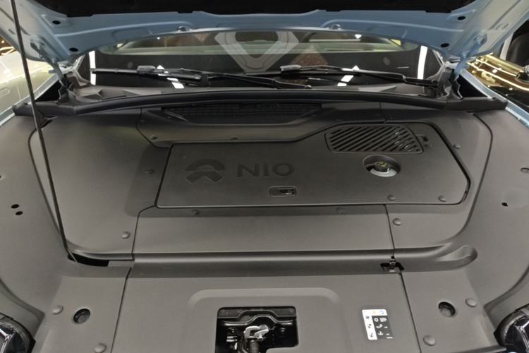 Used Nio ES7 2022 75 kWh Engine Bay