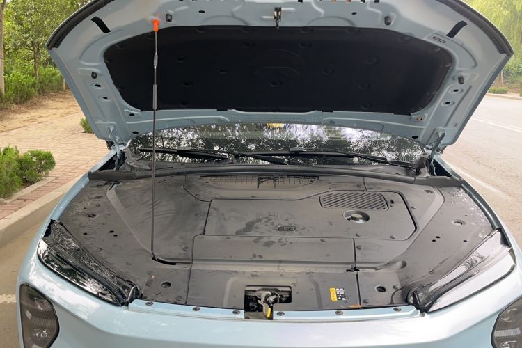 Used Nio ES7 2022 75 kWh Engine Bay