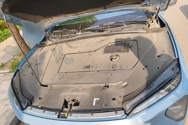 Used Nio ES7 2022 75 kWh Engine Bay