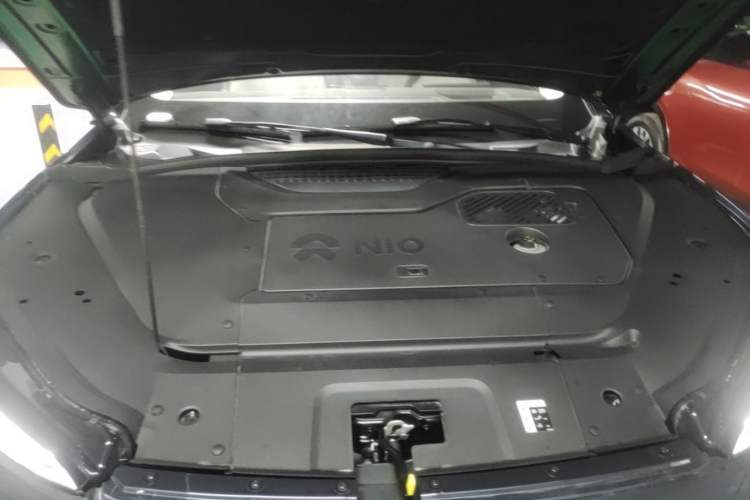 Used Nio ES7 2022 75 kWh Engine Bay