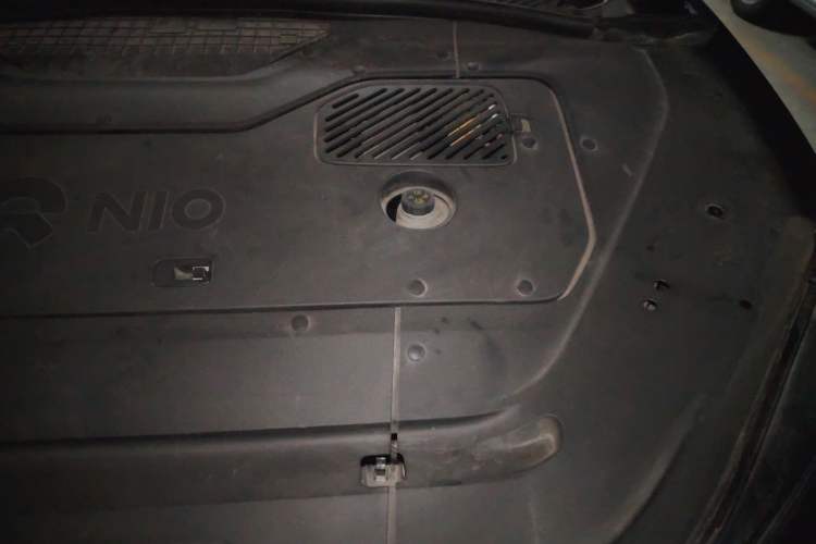 Used Nio ES7 2022 75 kWh Engine Bay Left