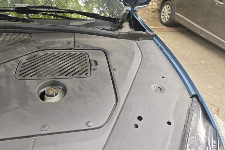 Used Nio ES7 2022 100kWh First Edition Engine Bay Left