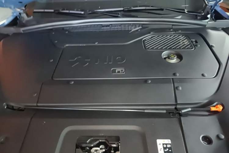 Used Nio ES7 2022 100 kWh Engine Bay