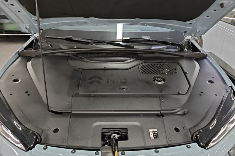 Used Nio ES7 2022 75 kWh Engine Bay