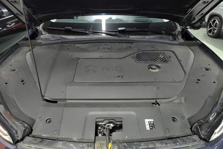Used Nio ES7 2022 75 kWh Engine Bay