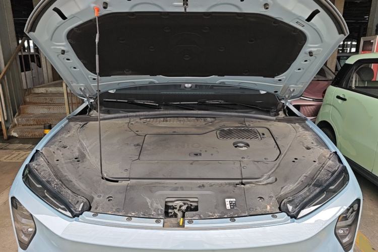 Used Nio ES7 2022 75 kWh Engine Bay