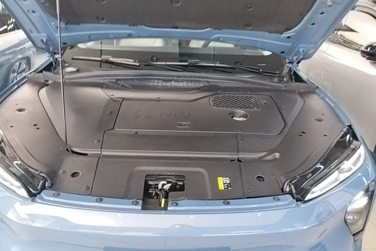 Used Nio ES7 2022 100kWh First Edition Engine Bay