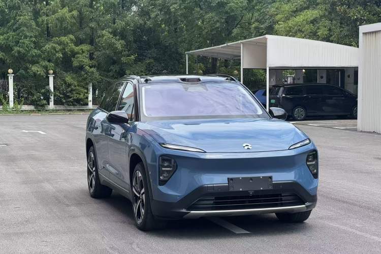 Used Nio ES7 2022 75 kWh Exterior 1