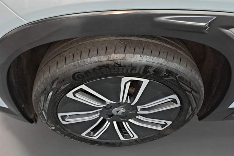 Used Nio ES7 2022 75 kWh Exterior 2