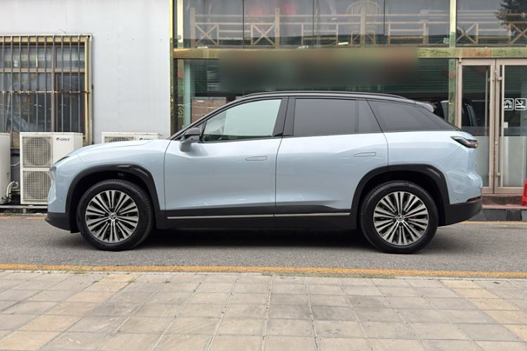 Used Nio ES7 2022 75 kWh Exterior 2