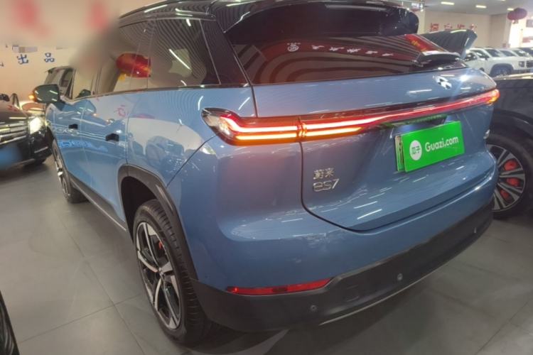 Used Nio ES7 2022 75 kWh Exterior 2