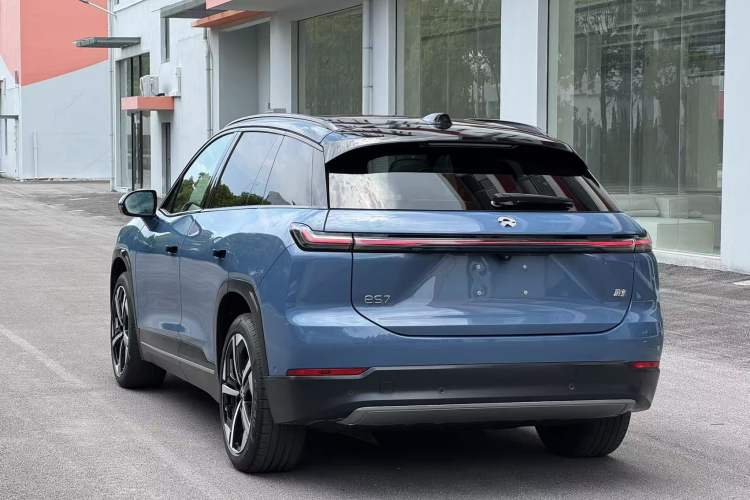 Used Nio ES7 2022 75 kWh Exterior 4