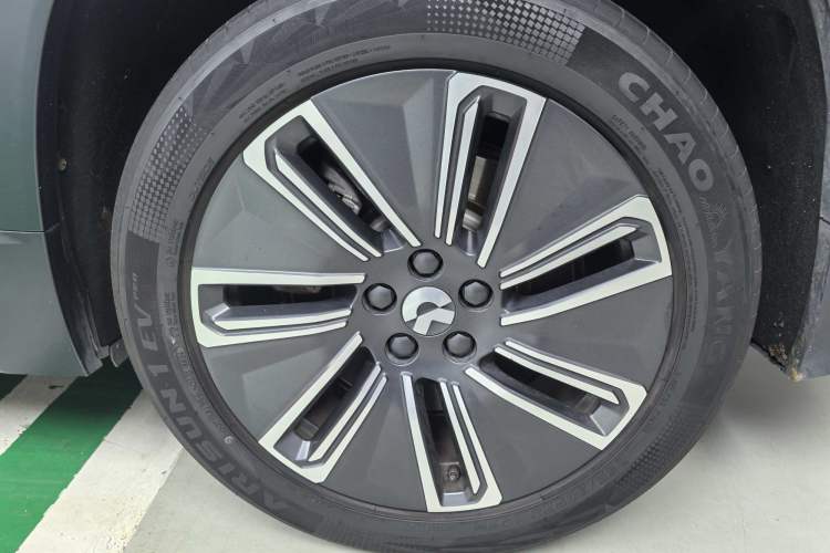 Used Nio ES7 2022 75 kWh Exterior 5