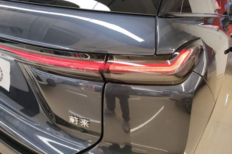 Used Nio ES7 2022 75 kWh Exterior 6