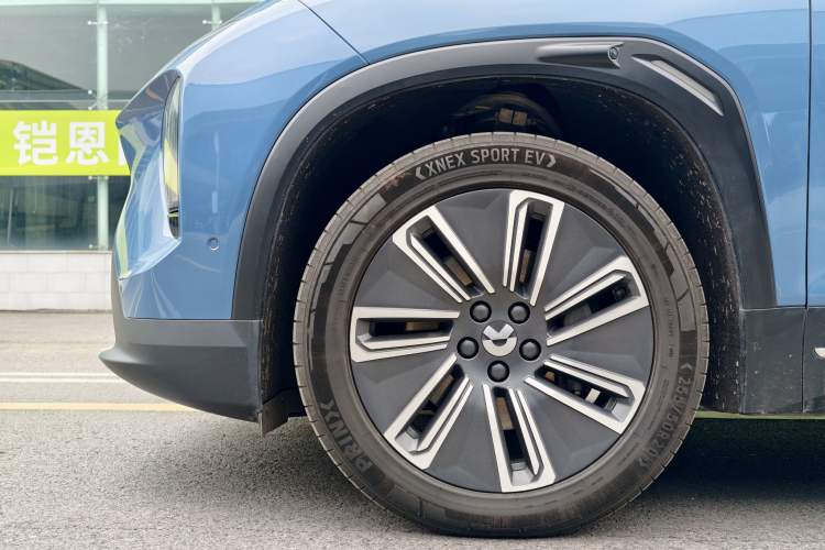 Used Nio ES7 2022 75 kWh Exterior 6