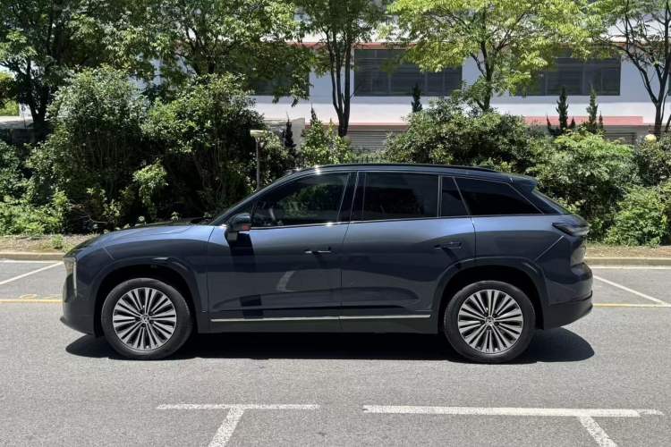Used Nio ES7 2022 75 kWh Exterior 6