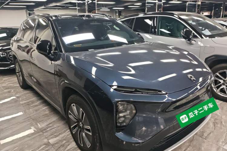 Used Nio ES7 2022 100 kWh Front Right 45 Deg