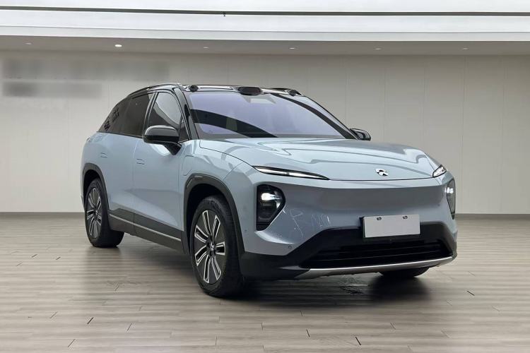 Used Nio ES7 2022 75 kWh Front Right 45 Deg