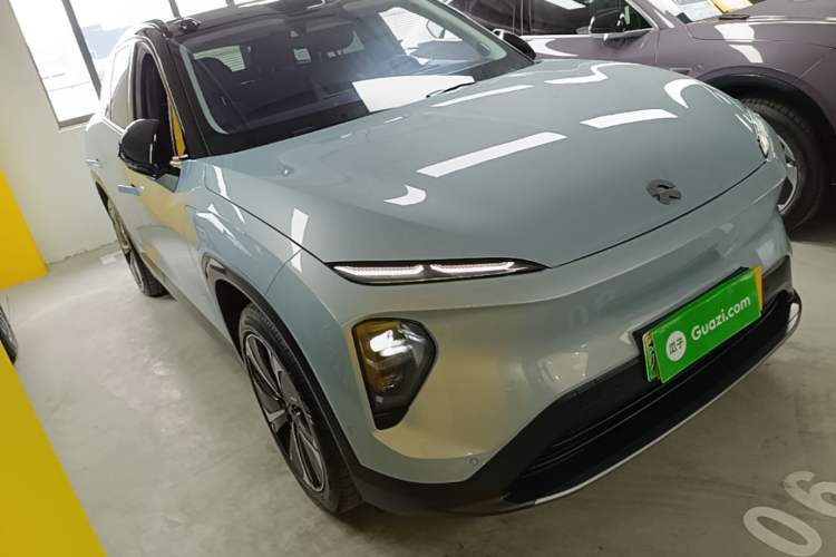 Used Nio ES7 2022 100kWh First Edition Front Right 45 Deg
