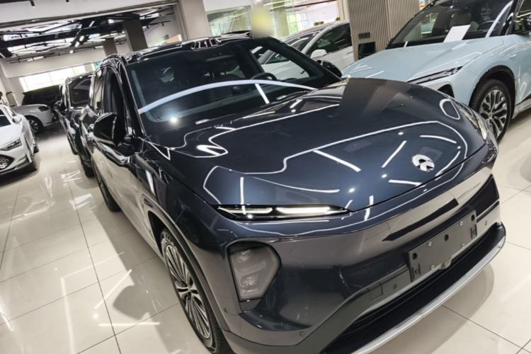 Used Nio ES7 2022 75 kWh Front Right 45 Deg