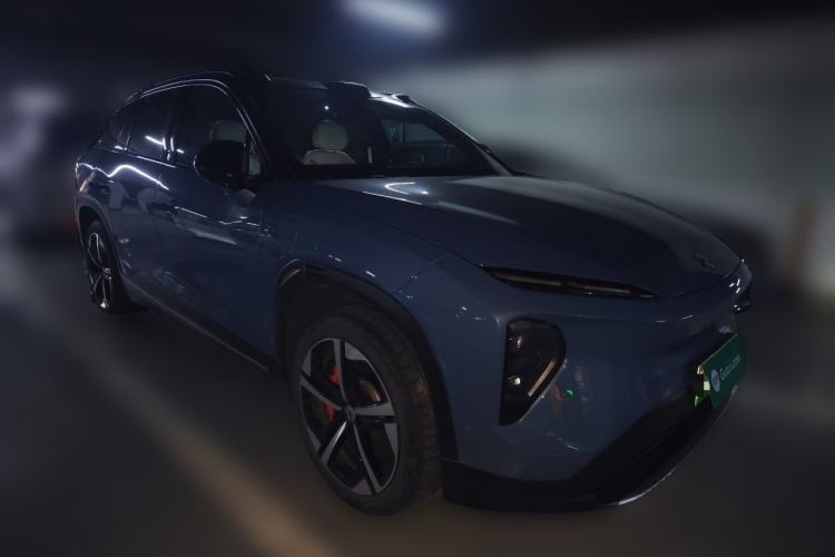 Used Nio ES7 2022 75 kWh Front Right 45 Deg