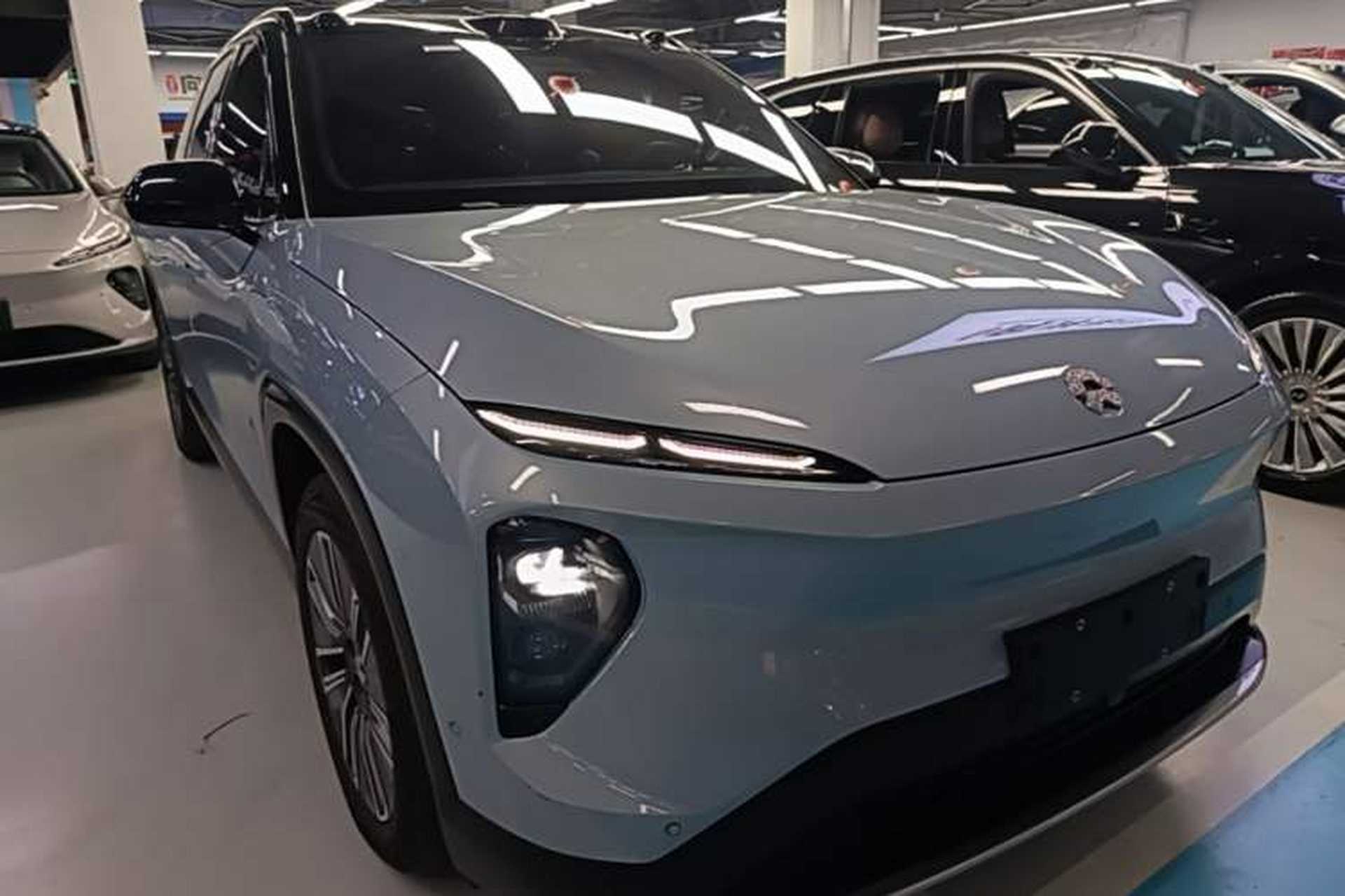 Used Nio ES7 2022 75 kWh Front Right 45 Deg