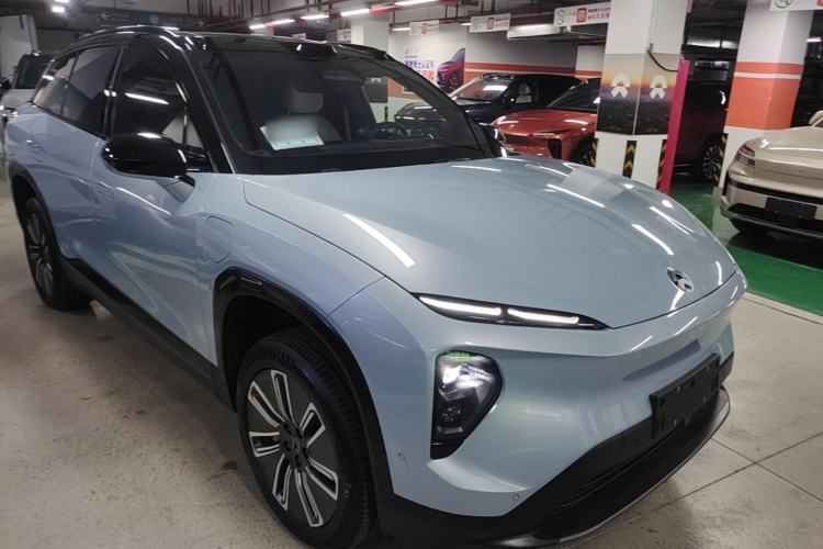 Used Nio ES7 2022 75 kWh Front Right 45 Deg
