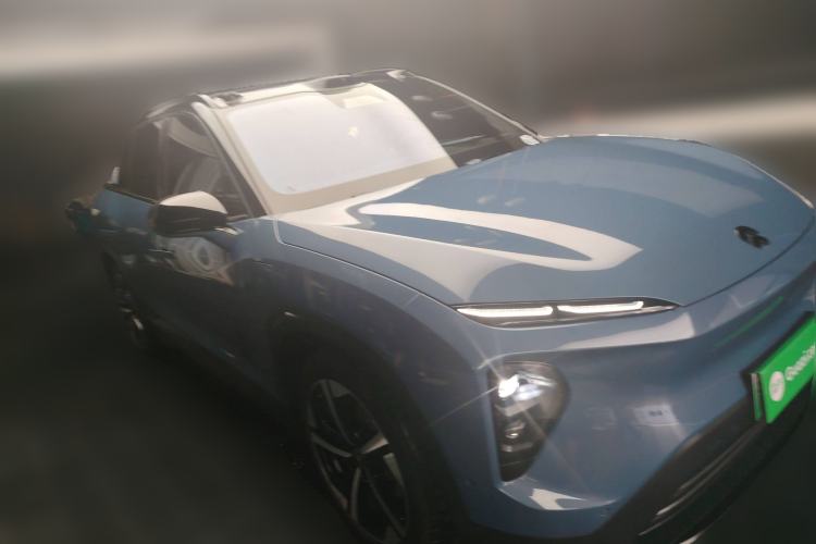 Used Nio ES7 2022 75 kWh Front Right 45 Deg