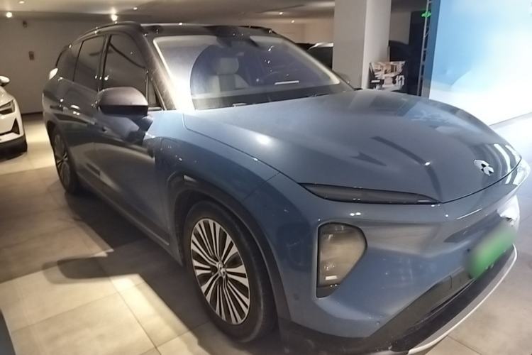 Used Nio ES7 2022 75 kWh Front Right 45 Deg