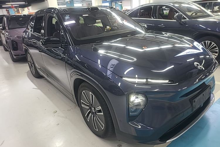 Used Nio ES7 2022 75 kWh Front Right 45 Deg
